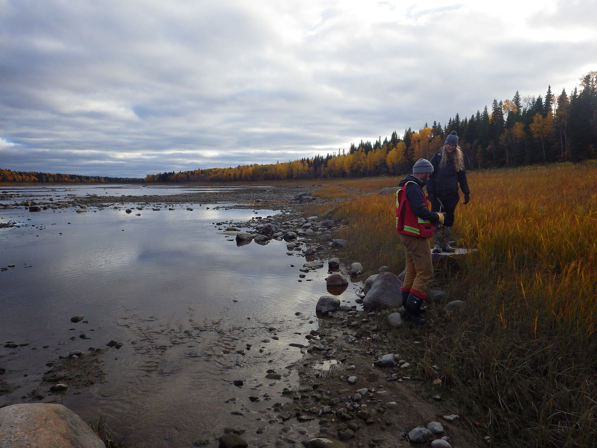 VR prospecting on the Mattagami River in northern Ontario for its KSZ IOCG strategy